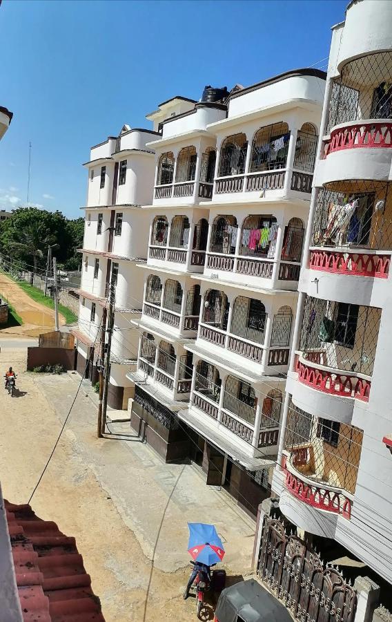 La Grande Cosy Studio Apartment Mtwapa Bagian luar foto